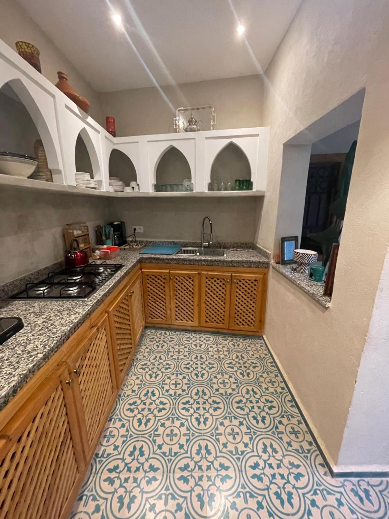 Riad212 Private Medina Fast Wi-Fi Plunge Pool Марракеш Экстерьер фото